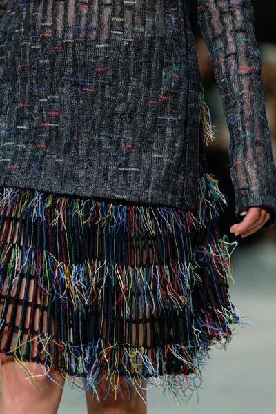 Look 30